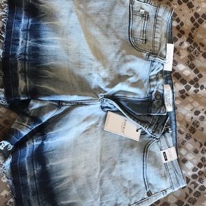 New with tags Judy blue shorts size 1xl
